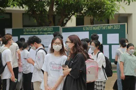 Làm Thế Nào Để Biết Tỷ Lệ Đậu Đại Học Của Một Trường THPT?