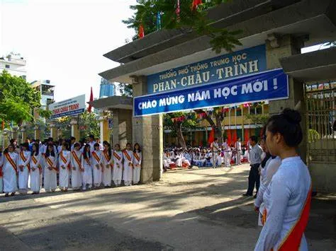 Tiêu chí đánh giá một trường THPT nổi tiếng