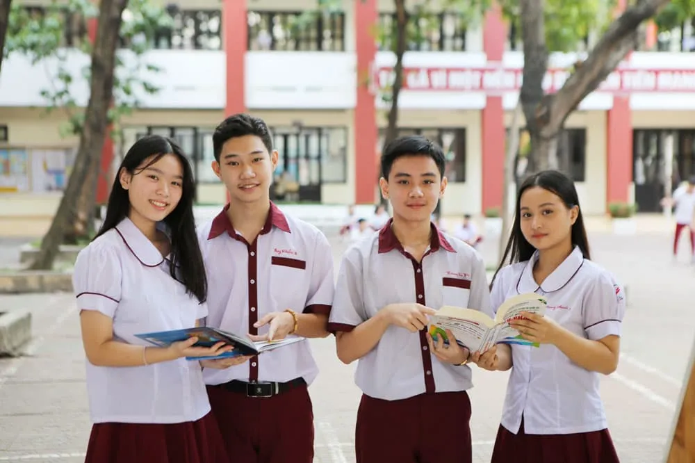 Trường THPT Phan Bội Châu