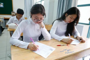 các kỳ thi quan trọng của học sinh thpt