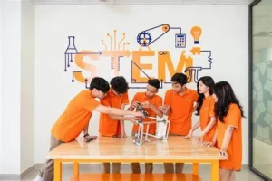 trường thpt có chương trình STEM